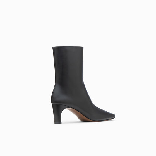 nervia-leather-black