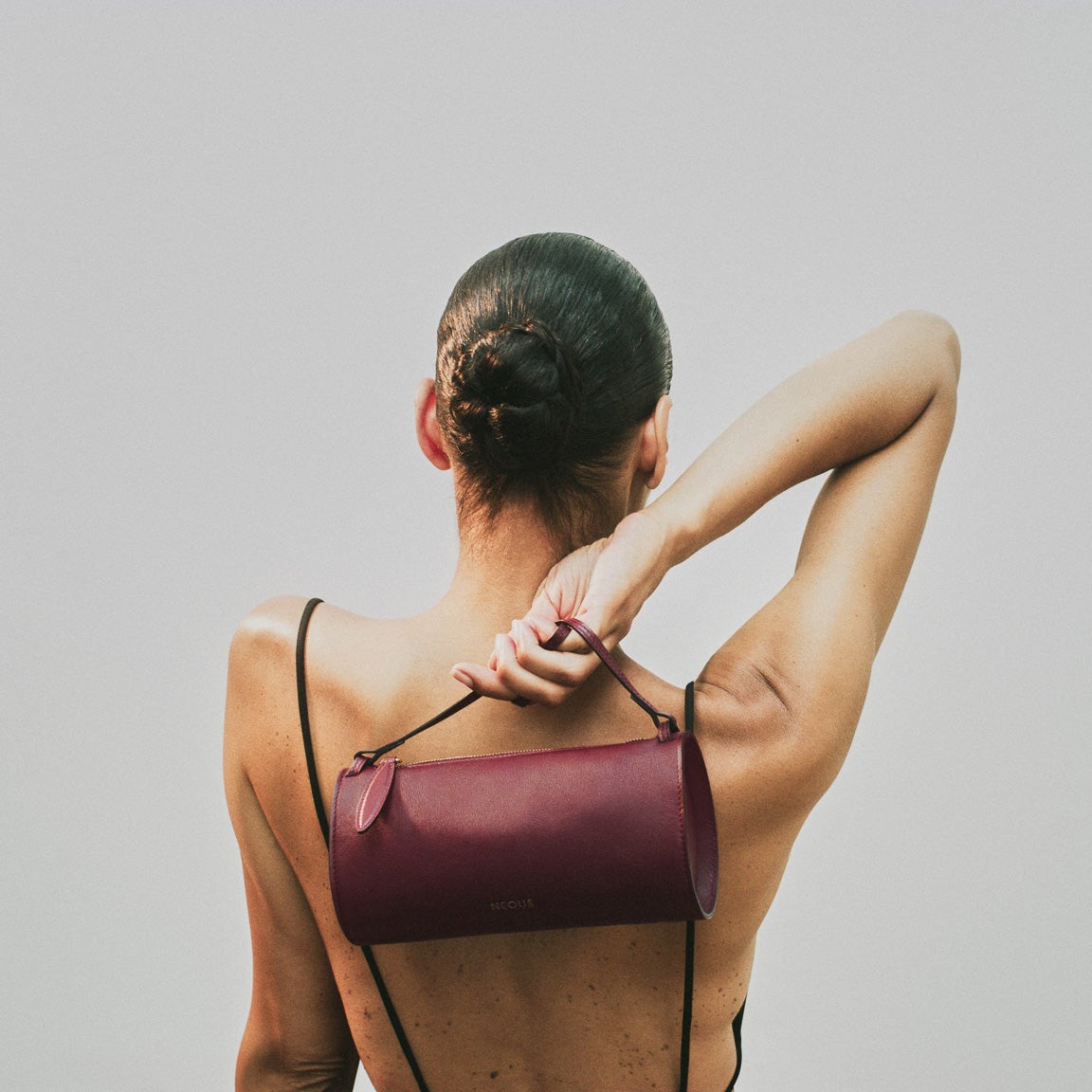 gemini-leather-shoulder-bag-burgundy
