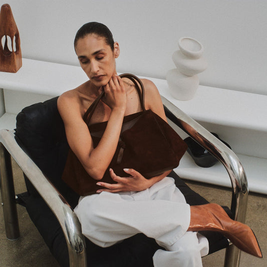 sagitta-suede-leather-dark-tote-bag-chocolate