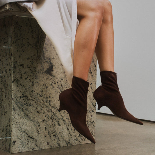 poera-stretch-suede-boots-dark-chocolate