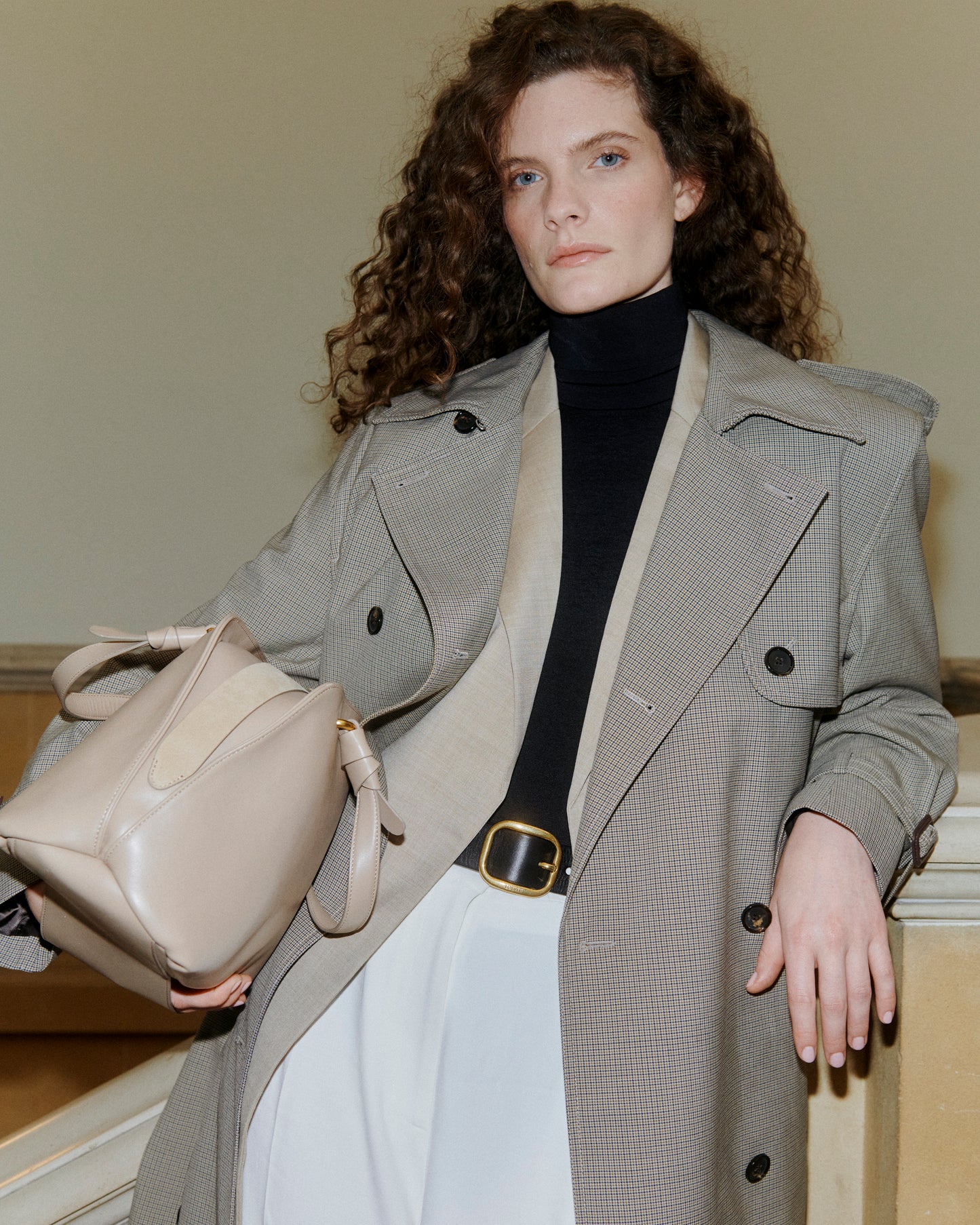 aries-suede-leather-tote-bag-dark-chocolate