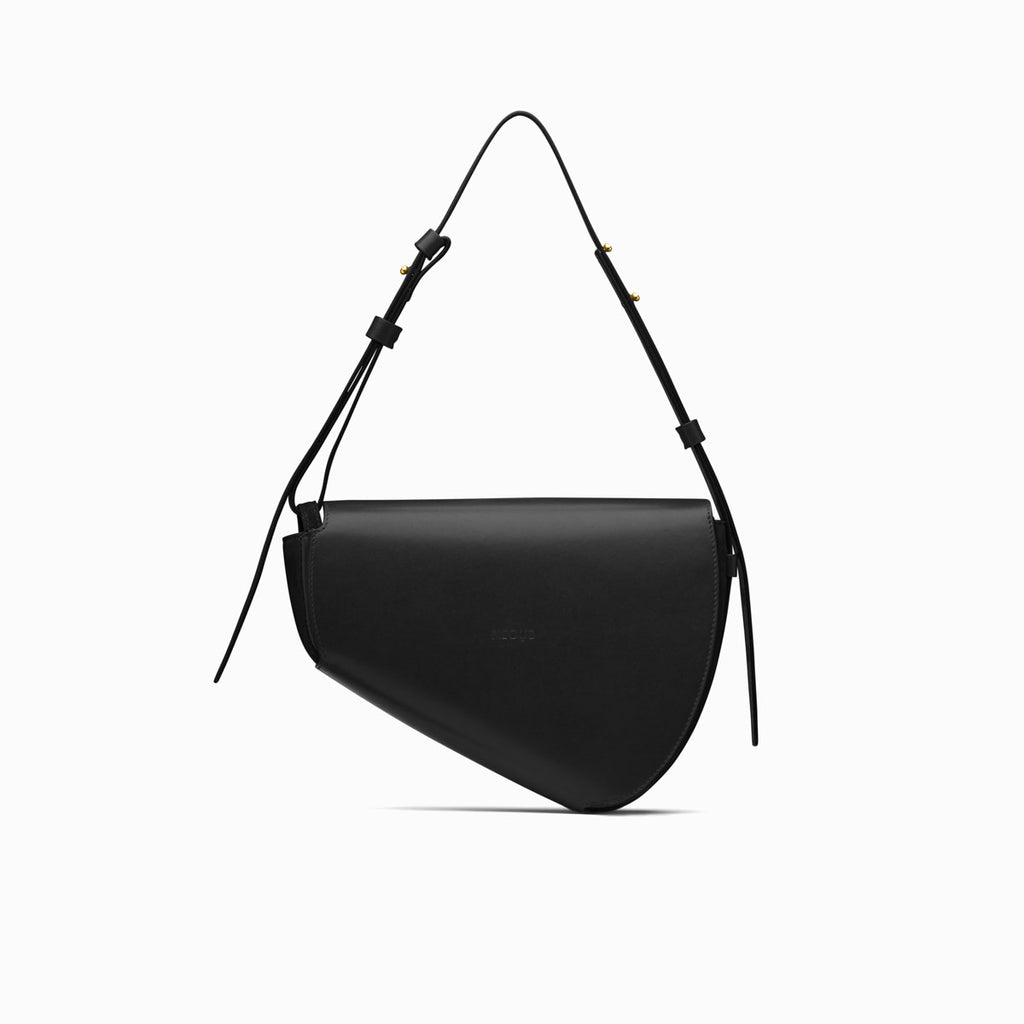 BERENICES SADDLE