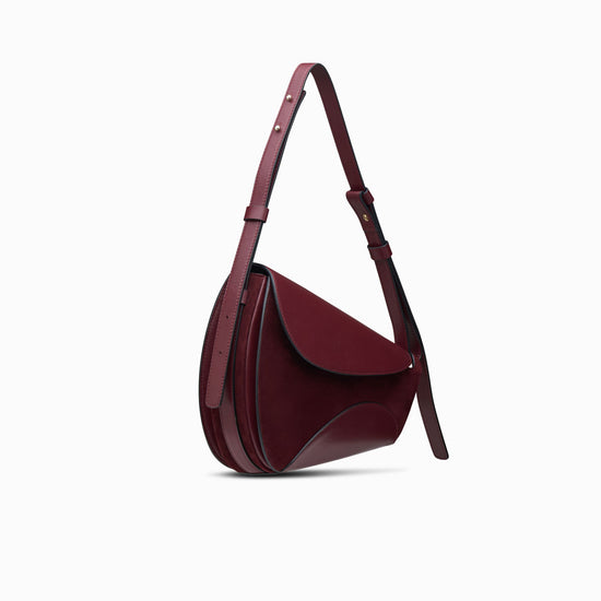 BERENICES SADDLE
