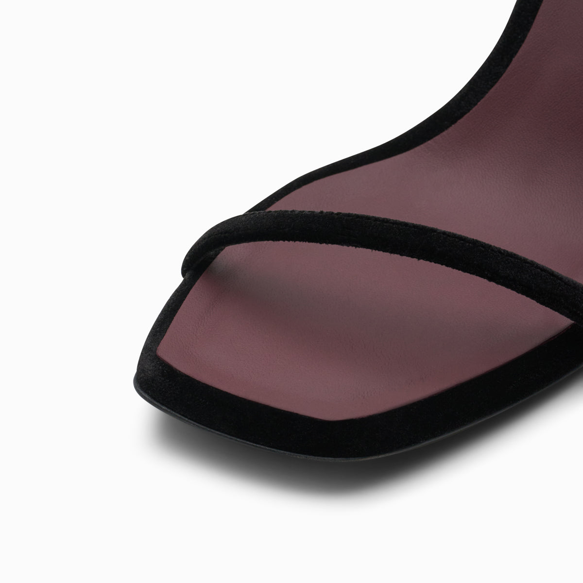 noqui-velvet-slingback-black