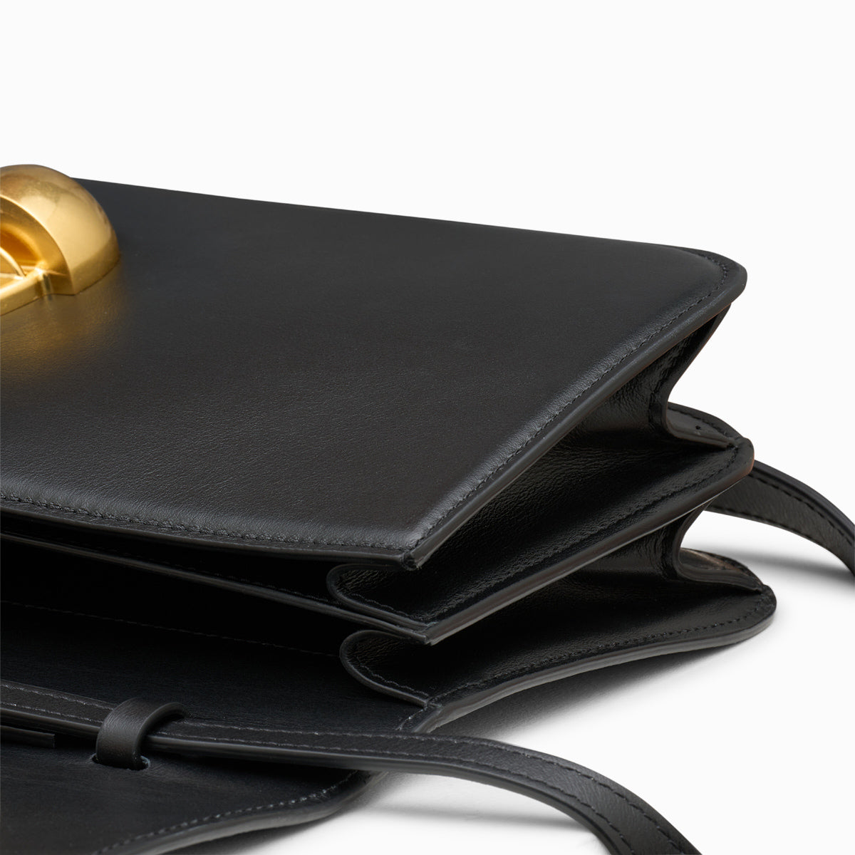 phoenix-east-west-leather-shoulder-bag-black